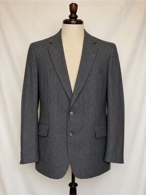 Vintage The Sovereign Men’s Pinstripe Blazer Gray USA Made Suit Jacket Sz L 42R